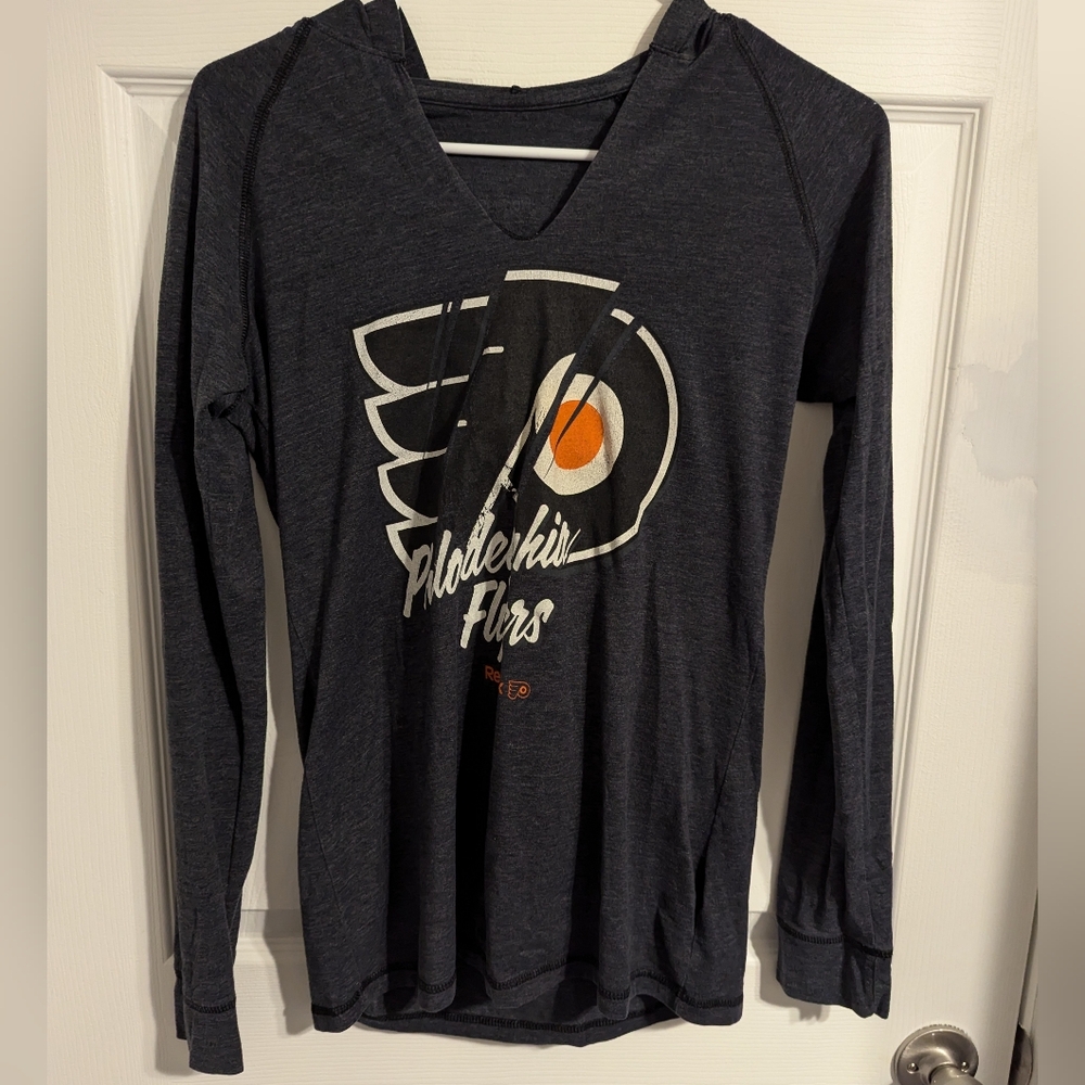 ‼️LAST CALL‼️PHILADELPHIA FLYERS Hooded Long Sleeve Tee